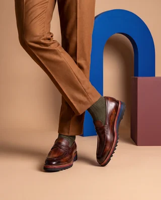 Amberes Collection footwear, photograph 2