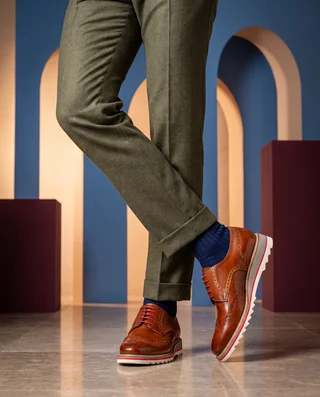 Amberes Collection footwear, photograph 3