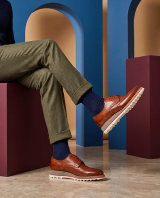 Amberes Collection footwear, photograph 4